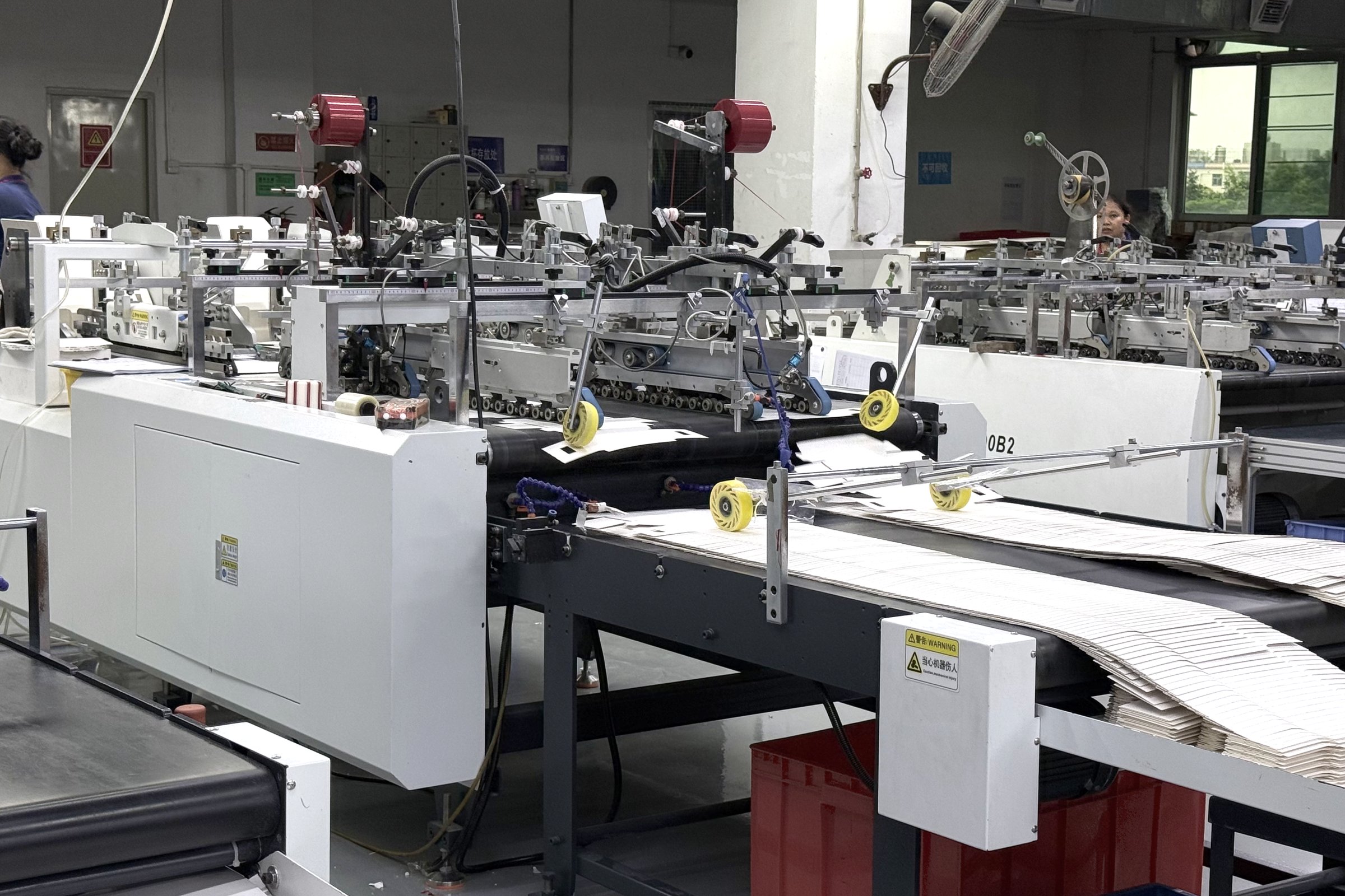 Folder-gluer line running folding cartons