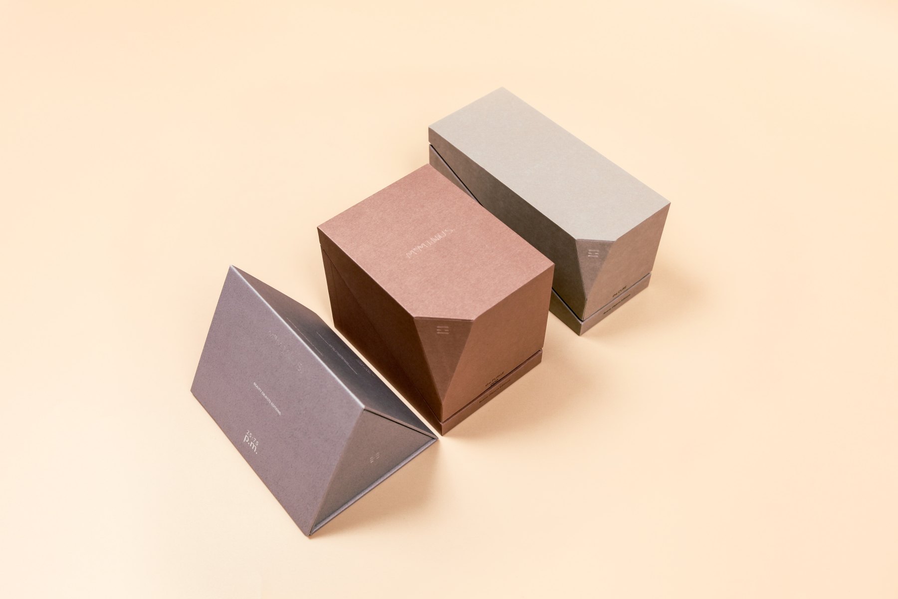 Angular geometric rigid boxes